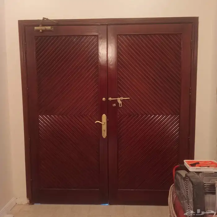 لجميع انواع صيانات الدهانات ابواب غرف نوم دهانات حديد 1