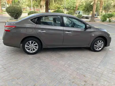Nissan Sentra 2019 1