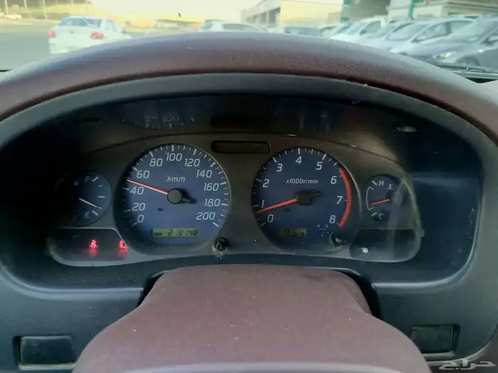 نيسان ددسن بكب غمارتين موديل 2015 9