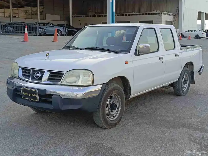 نيسان ددسن بكب غمارتين موديل 2015 2