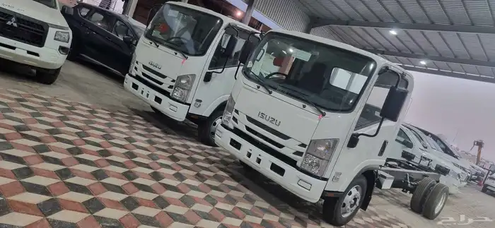 ايسوزو دينا 4طن 2025شاص طويل 1