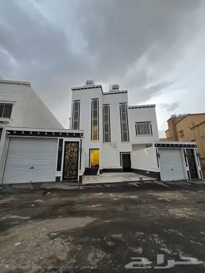 للبيع روف علوي مع ملحق تشطيب راقي خلف مستشفى الألماني 620الف 0