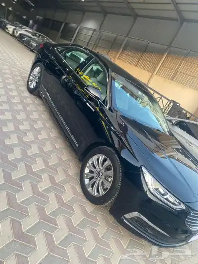 فورد تورس موديل 2021 العداد 142000 3