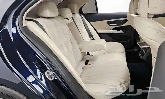 مرسيدس-بنز E200 2024 استيراد من كوريا - معرض العصيمي 8