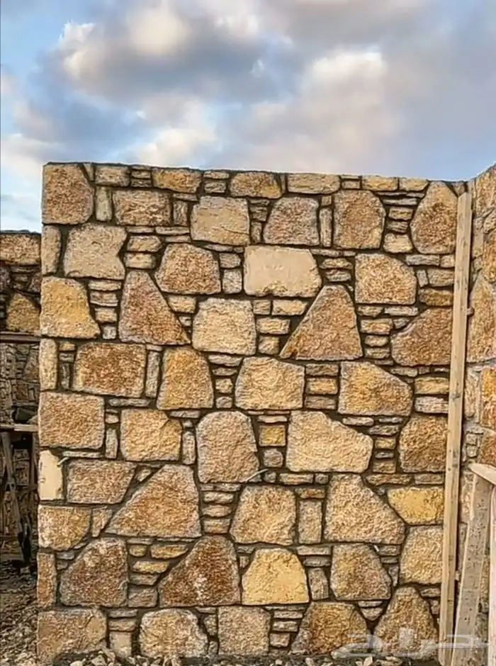 ترميم بيوت قديمه اثار وتلبيس حجر وجميع الاشغال. القديمه 4