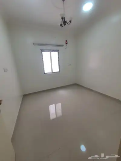 للايجار شقه ارضيه حي النور عوائل بالدمام 3 غرف مطلوب 17 ألف 2