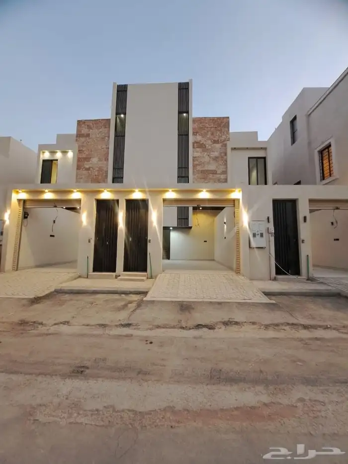 دور للبيع علوي مع سطح كامل570مساحه 300 0