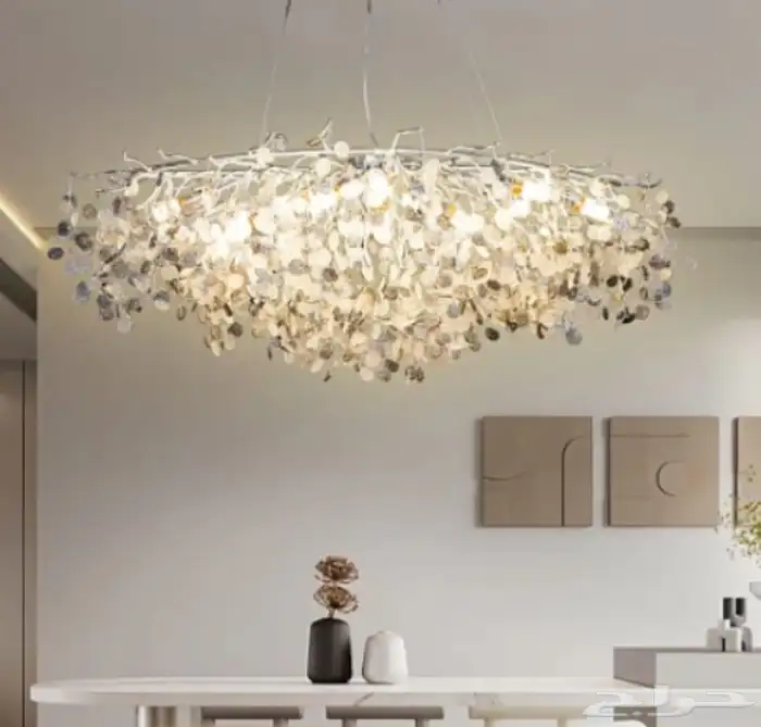 ثريات احجار ورق فراشات 6