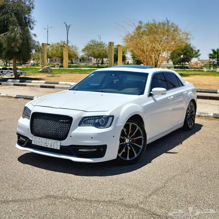 للبيع كرايسلر 2014 V8 منوة المستخدم 3