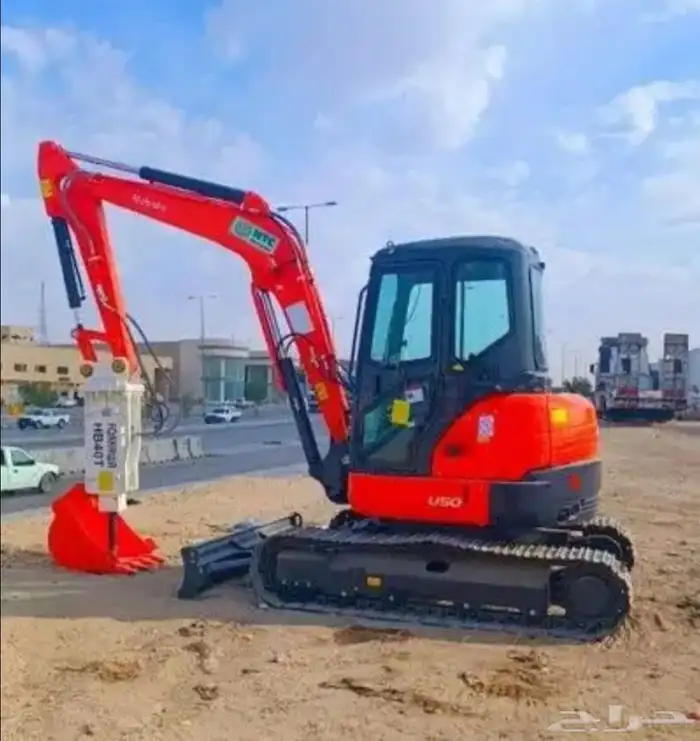 تأجير المعدات الثقيله والخفيفه بجميع انواعها 4