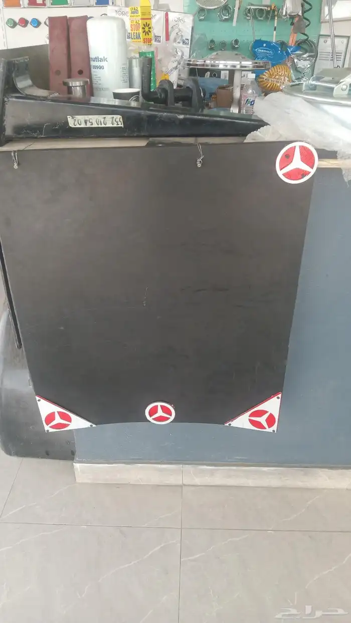 الصاعق لقطع الغيار وزينه الشاحنات 3