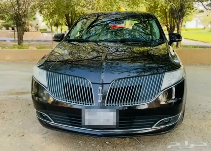 فورد لينكولن MKT 2014 فل دفع رباعي بحالة ممتاز 2