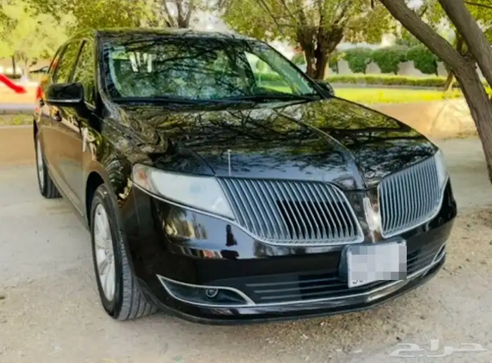 فورد لينكولن MKT 2014 فل دفع رباعي بحالة ممتاز 0