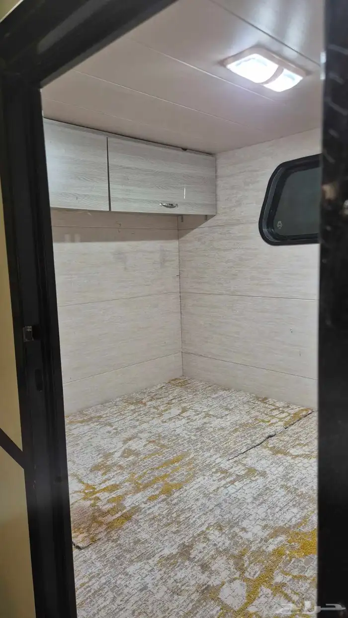 مقطورة سحب كرفان صغير صناعة محليه له 13