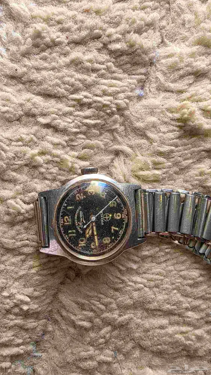ساعه صليب قديمه 4