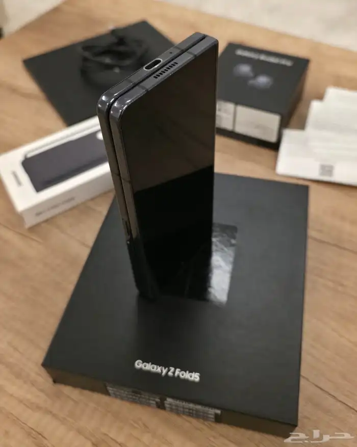 سامسونج زي فولد 5 نظيف جدا Samsung Z Fold5 Very Clean 6