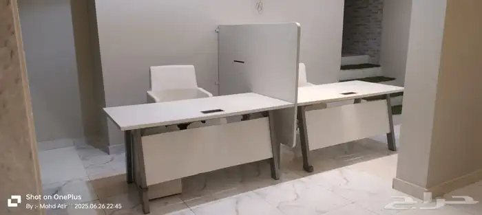 كراسي ومكاتب 40