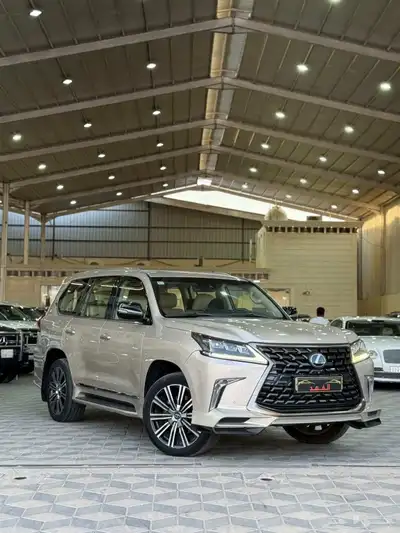 لكزس - 2016 - LX570 - بسعر 205 الف 0