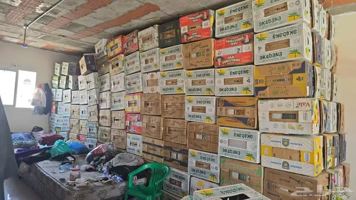 Empty and clean banana cartons for 3 0