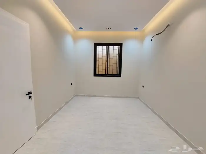 للبيع أدوار تمليك ارضي بحوش وعلوي بسطح واصنصير خميس درة موسي 3