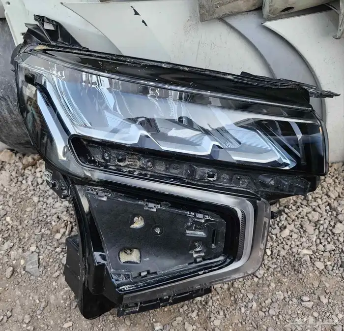 شمعه يمين تاهو 2021-2024 5