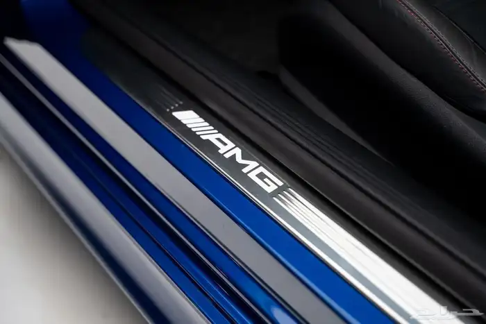 E-Class E53 AMG starling blue mango 34