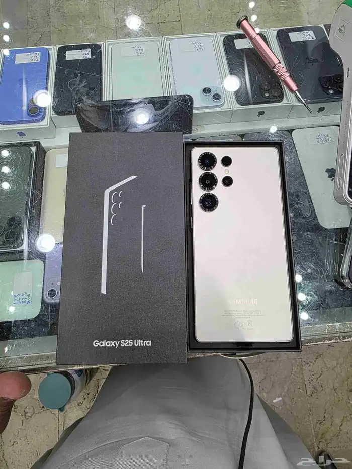 جلكسي S25الترا جديد لم يستخدم 0