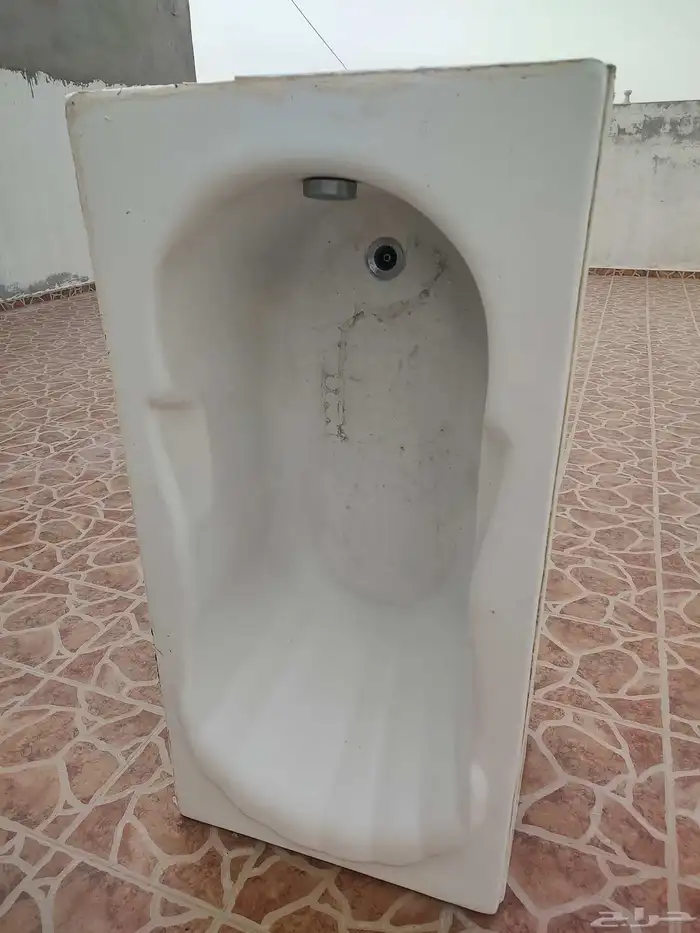 بانيو ضيف جدا مافي اي كسر او شطب 3