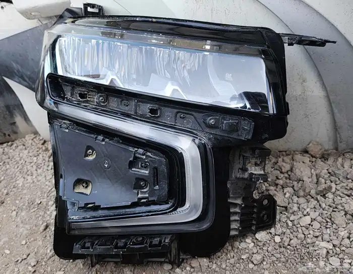 شمعه يمين تاهو 2021-2024 4