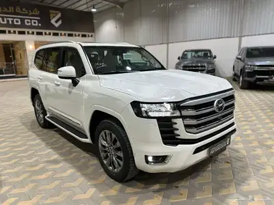 تويوتا لاندكروزر GXR L4 2025 0