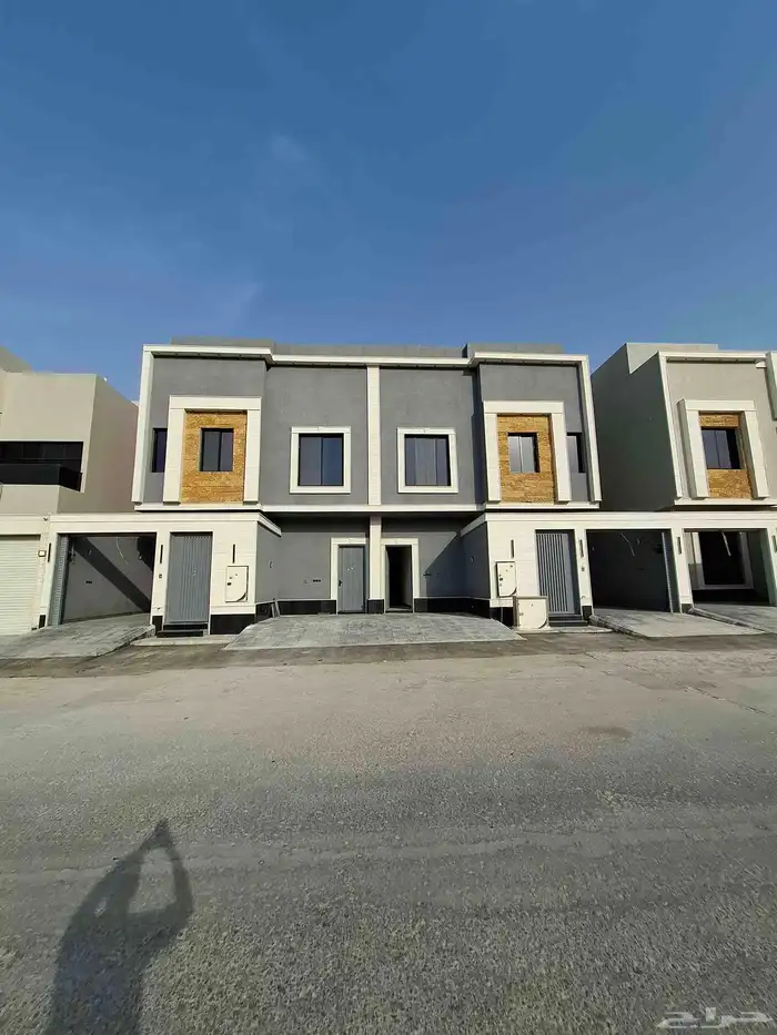 أدوار للبيع 3دور تاون هاوس 750 الف 0