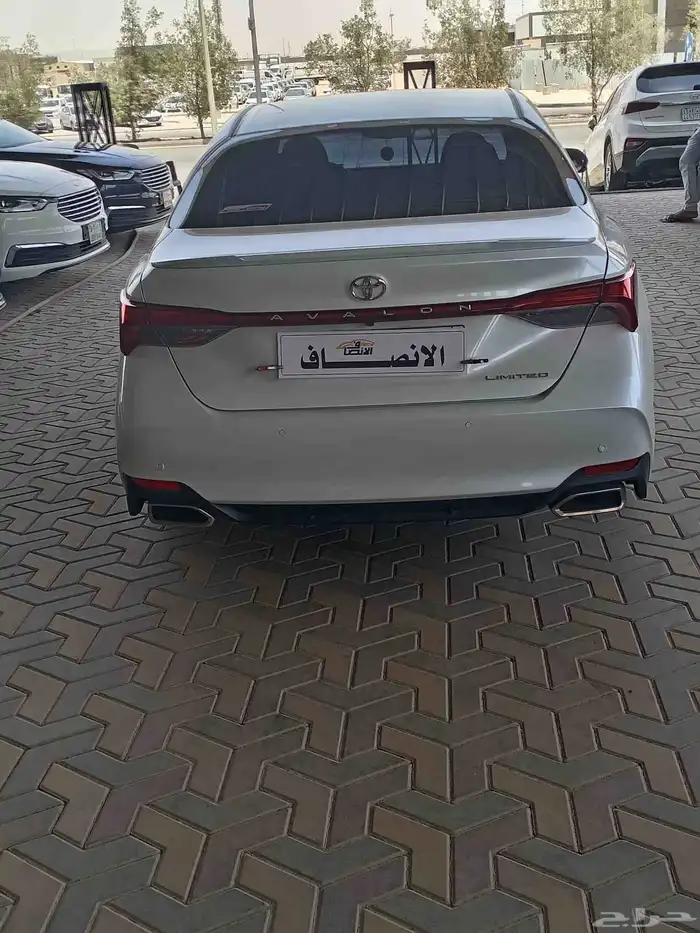 تايوتا افلون موديل 2020 5