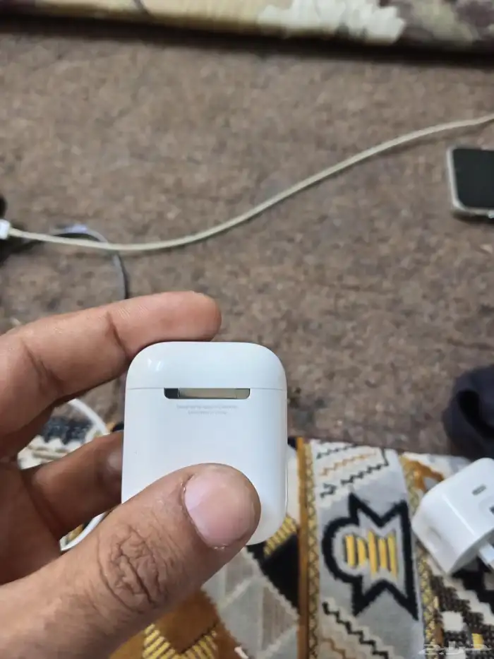 سماعات اير بوز الاصدار ال2 نضيفه 1