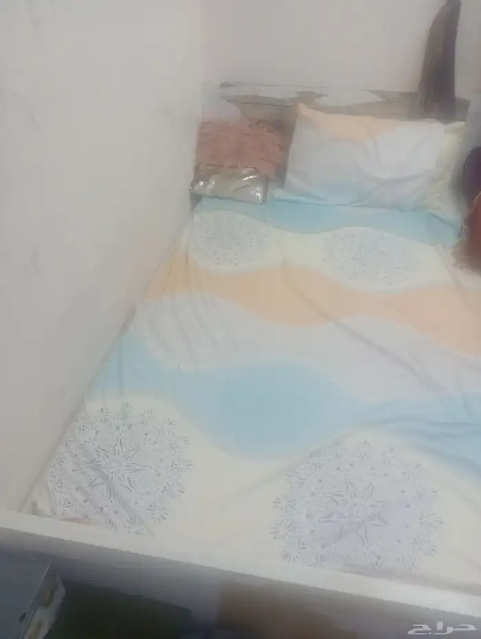 سرير خشب عرض 120سم مع المرتبه 0
