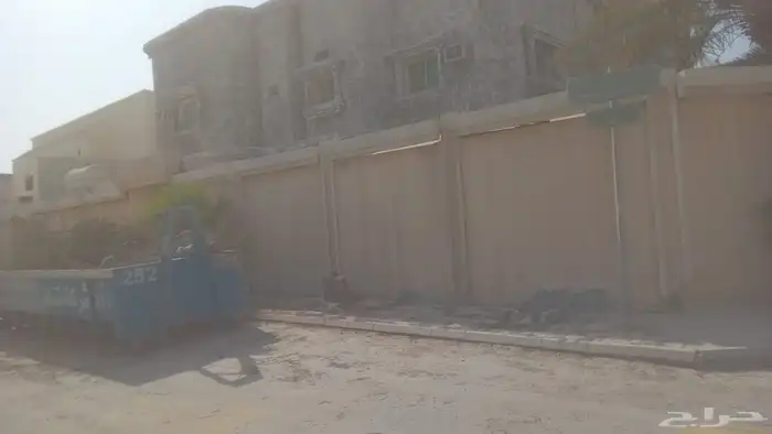إزالة الاصباغ القديمه بالرمل 3