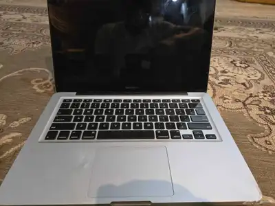 apple macbook pro 13 inch 4