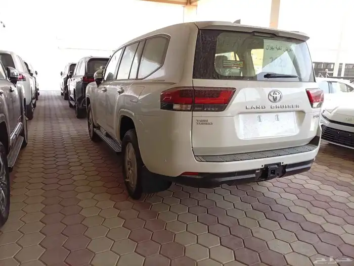لاندكروزر GXR TWIN TURBO 6
