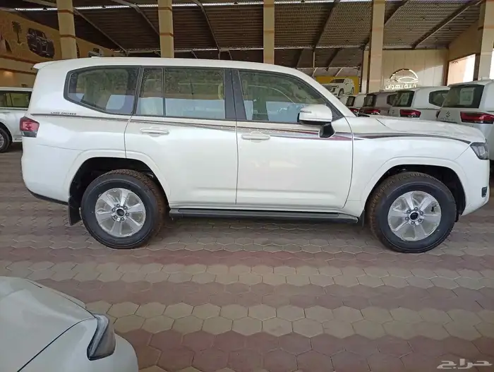 لاندكروزر GXR TWIN TURBO 3
