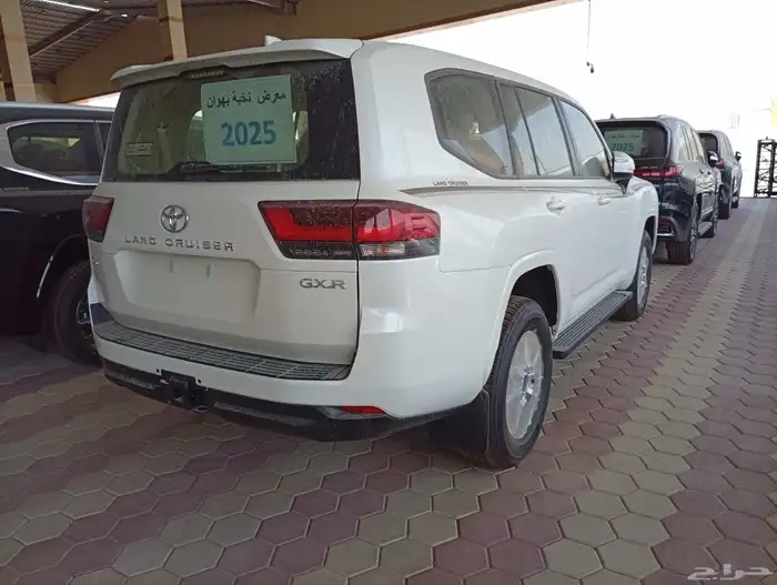 لاندكروزر GXR TWIN TURBO 4