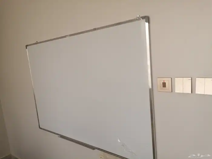 سبورات وطاولات وكراسي 11