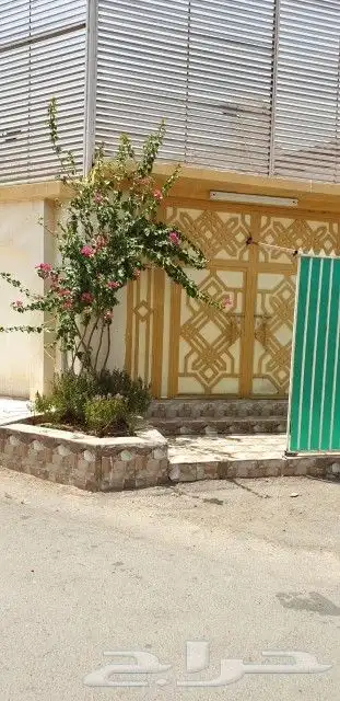 استراحة للبيع حي الدفاع 7