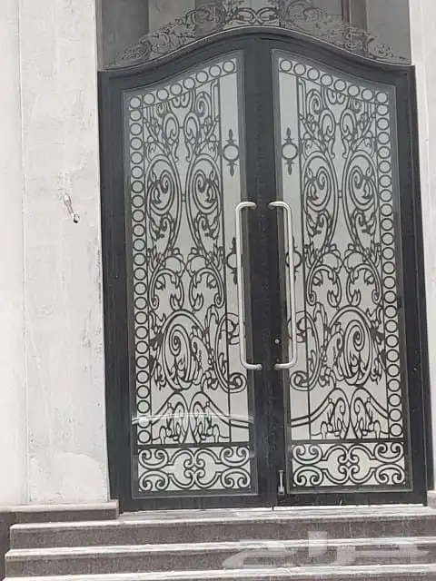 تركيب أبواب مضلات وسواتر برجولات حسب طلب العميل الشرقية 0