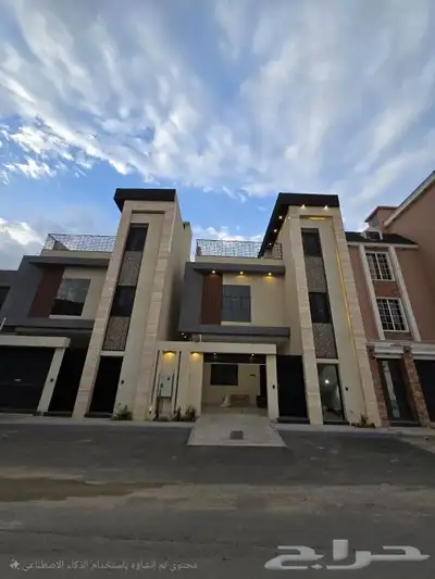 للبيع روف علوي مع ملحق تشطيب VIPخلف مطار أبها مقابل نادي ضمك 0