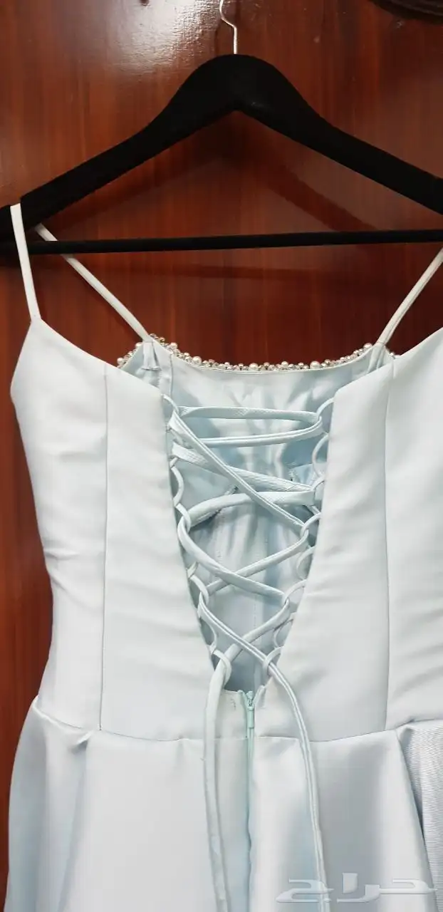فستان غير ملبوس ينفع ملكة من لمسات كلفني 1200 ريال 2