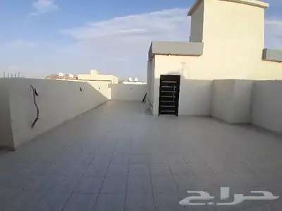 للبيع روف علوي مع ملحق تشطيب فاخر مقابل السوق الشعبي 720الف 24