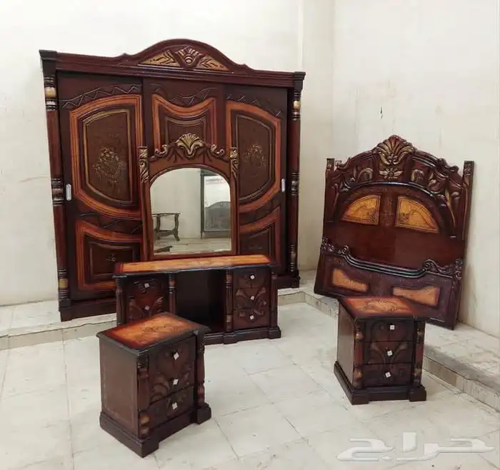 أثاث غرف نوم ودواليب ستاير ومطابخ نجار نقل أثاث 1