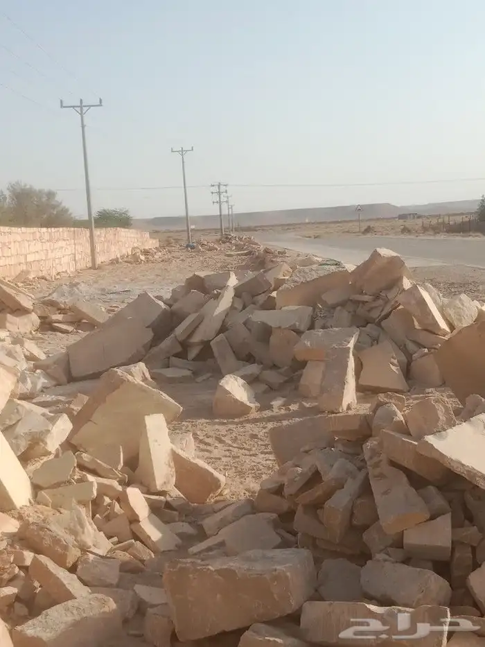 نعمل في مجال بنا الحجر 0