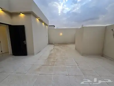 للبيع روف علوي مع ملحق تشطيب VIPخلف مطار أبها مقابل نادي ضمك 32