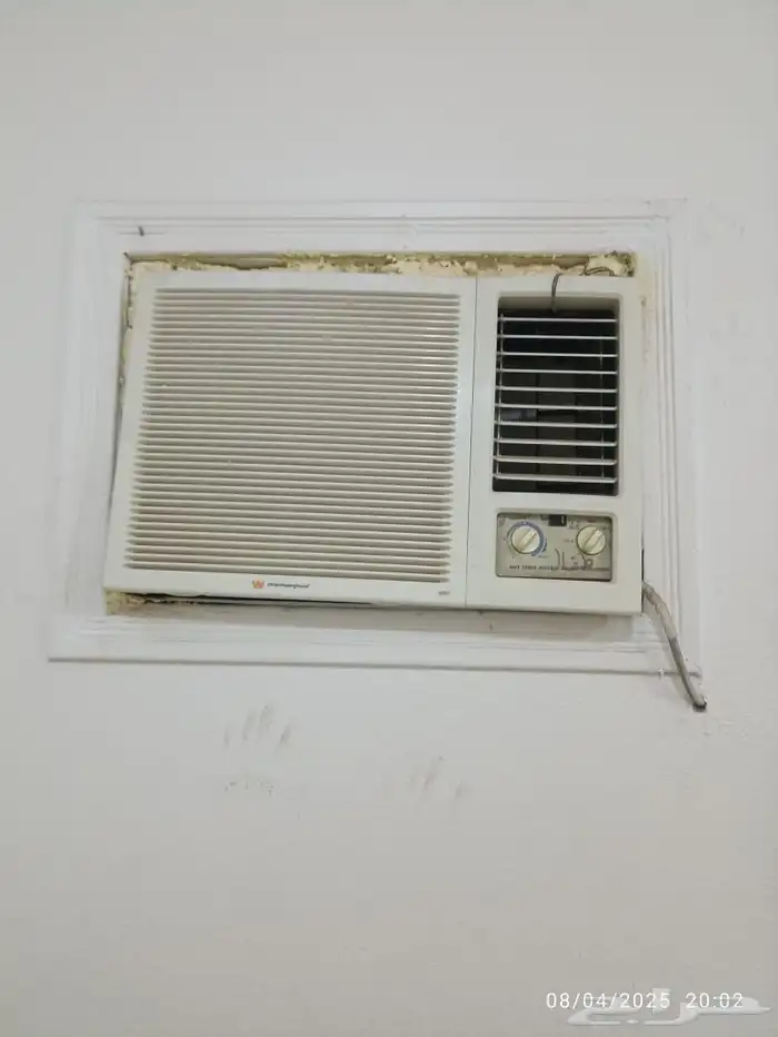 ثلاث مكيفات بحاله ممتازه للبيع 1