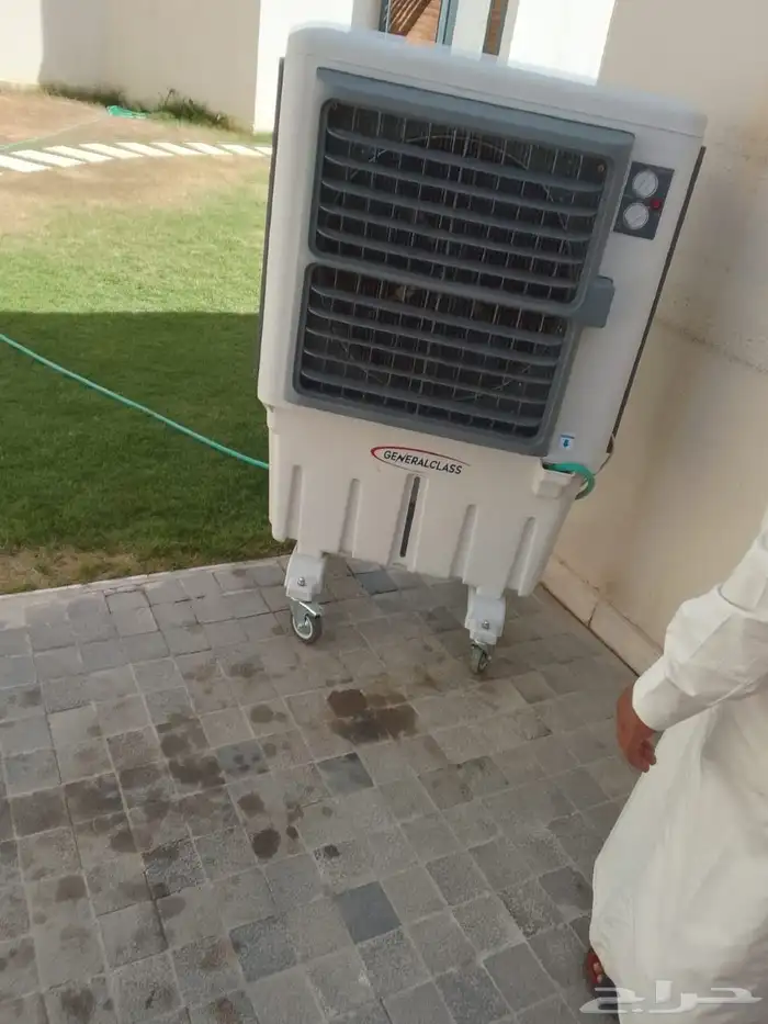 جلسات شعبيه وكنب مكيفات سماعات طاول الطعام كل شيء موجود 0